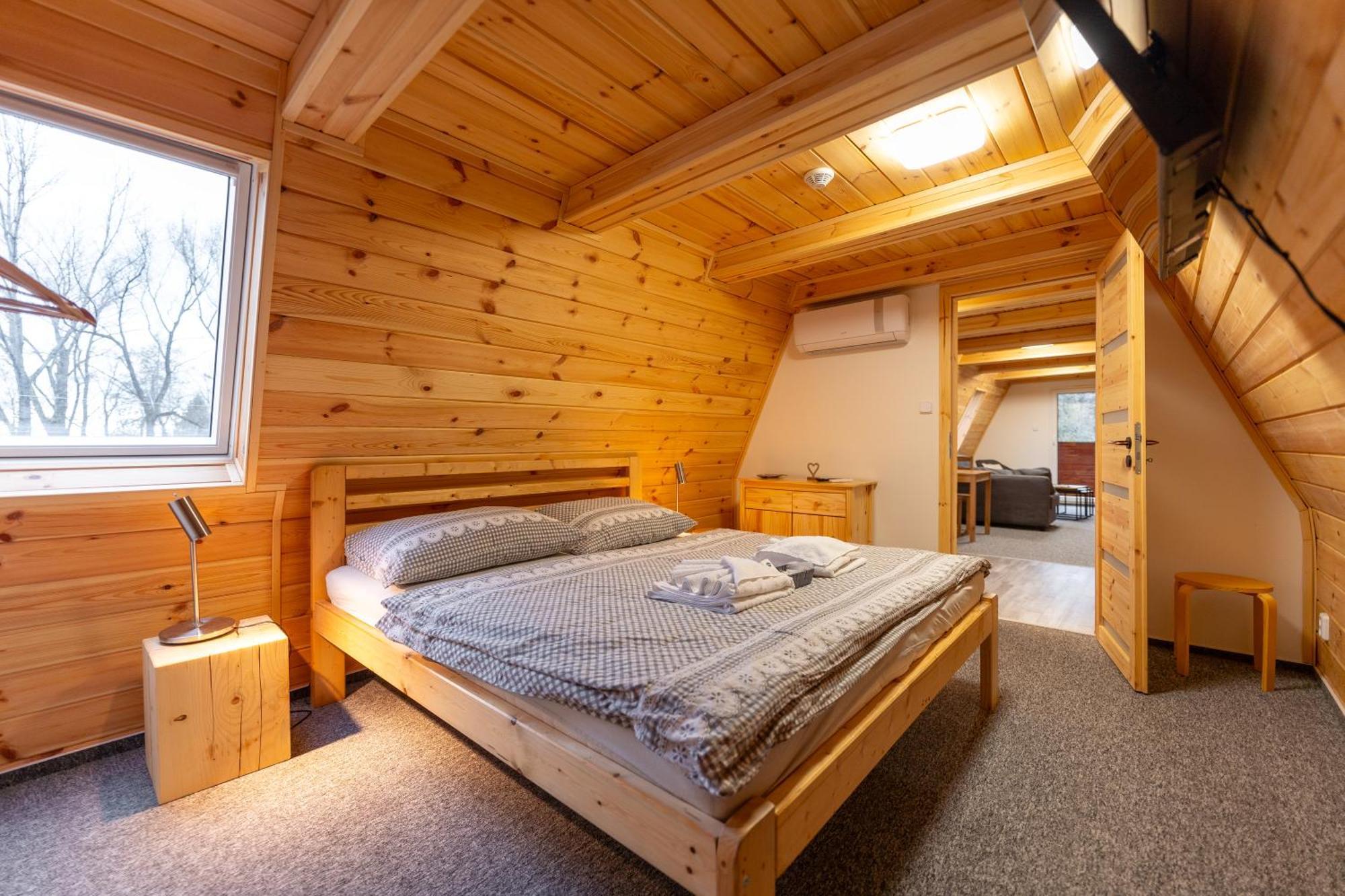 Wellness Pension Koliba Komorní Lhotka Rum bild